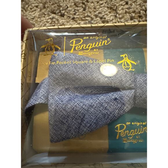 Original Penguin Bow Tie Set Includes Tie, Lapel Pin, and Pocket Square New - Picture 4 of 4